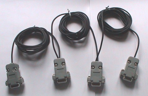 Datenbus zum Verbinden von vier Rechnern